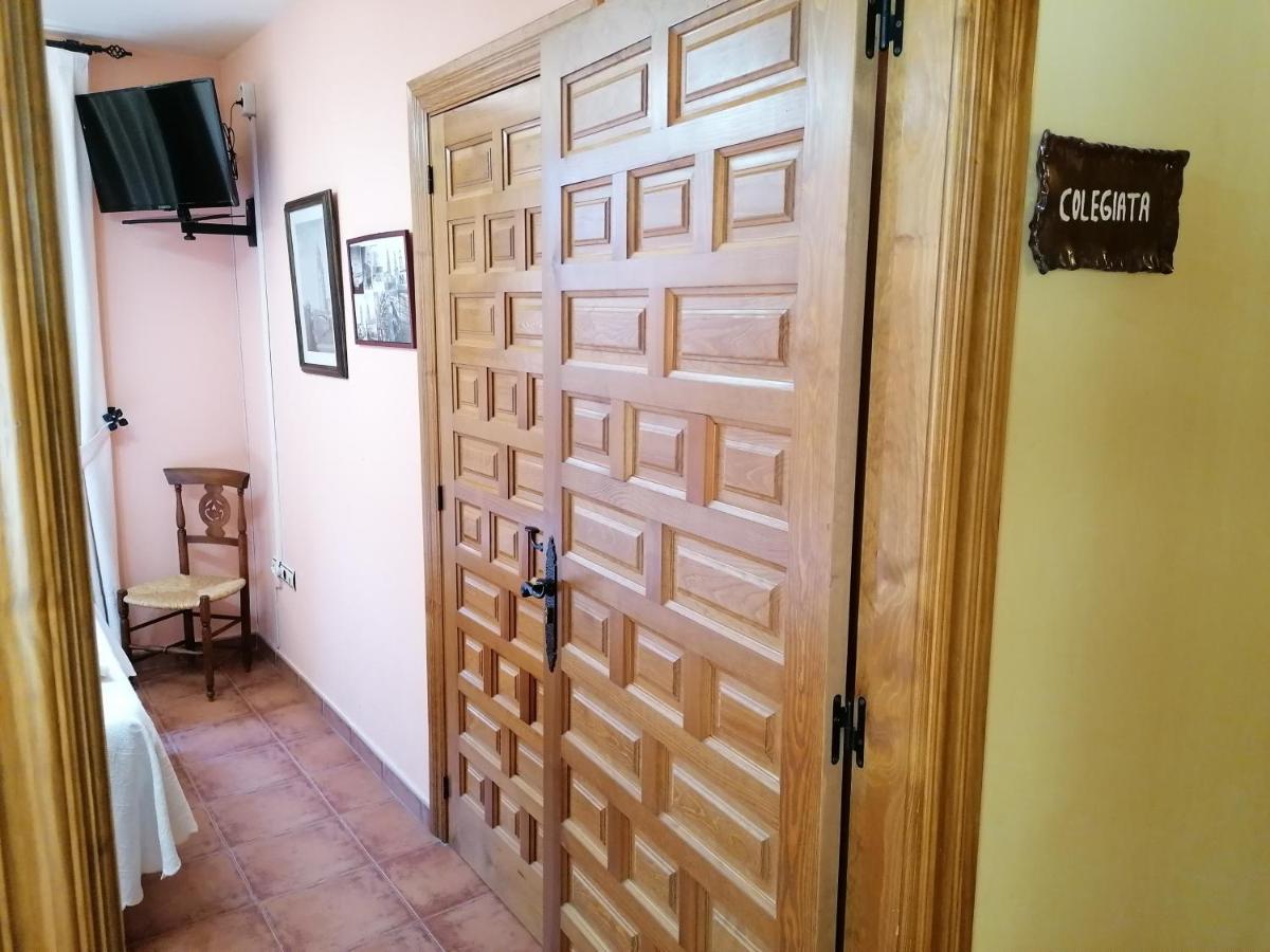 Apartamentos Turisticos Villa Y Corte Ampudia Dış mekan fotoğraf