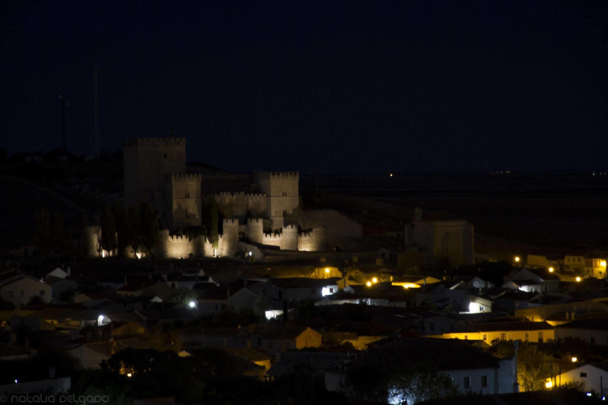 Apartamentos Turisticos Villa Y Corte Ampudia Dış mekan fotoğraf