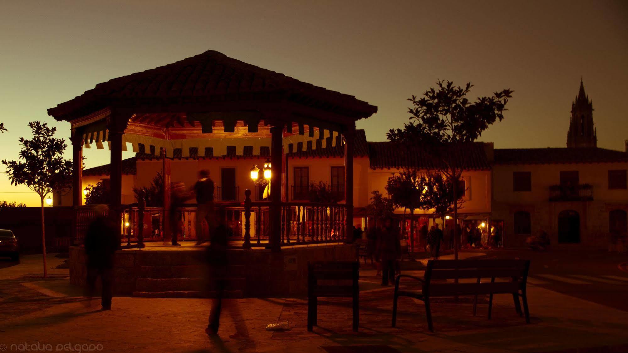 Apartamentos Turisticos Villa Y Corte Ampudia Dış mekan fotoğraf